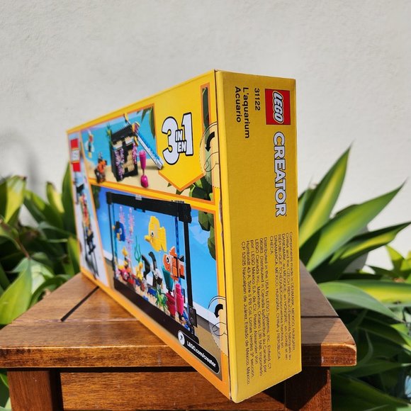 NEW Fish Tank Creator 3 in 1 Building Set 352 Pieces 31122 RETIRED  Brand new - Picture 3 of 7